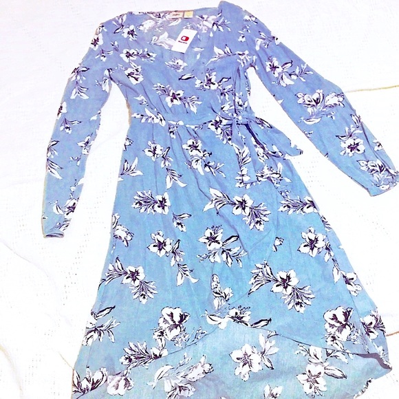 🆕Pretty Hi•Low Floral Wrapped Long Sleeves Dress - Picture 4 of 15